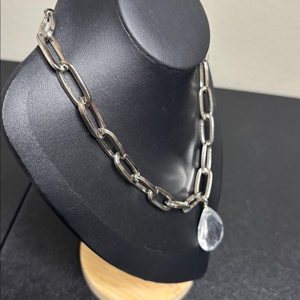 Yochi NY Silver Tone Chain Clear Charm Necklace Modern - Picture 4 of 7